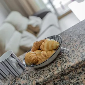 https://apartamentos-turisticos-las-yucas.1costadelsol.com